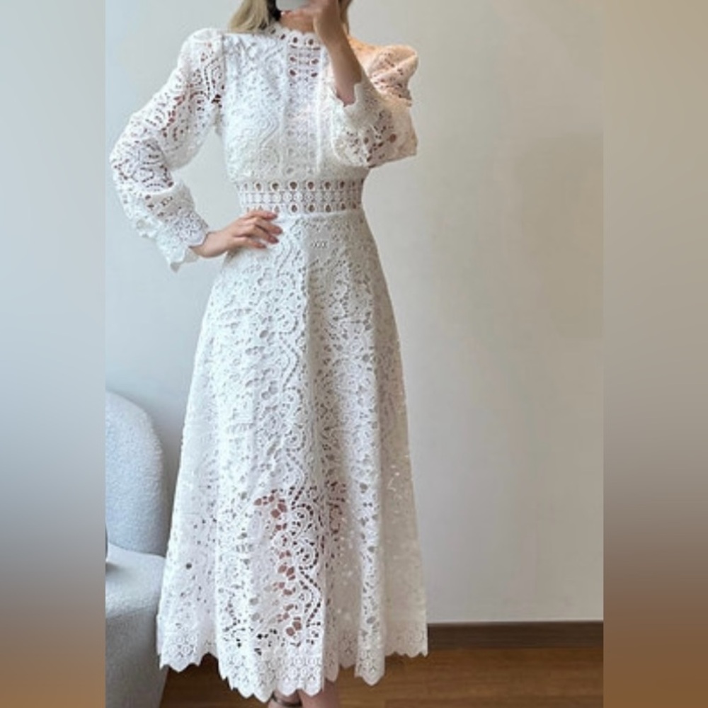 Elegant White Lace Dress